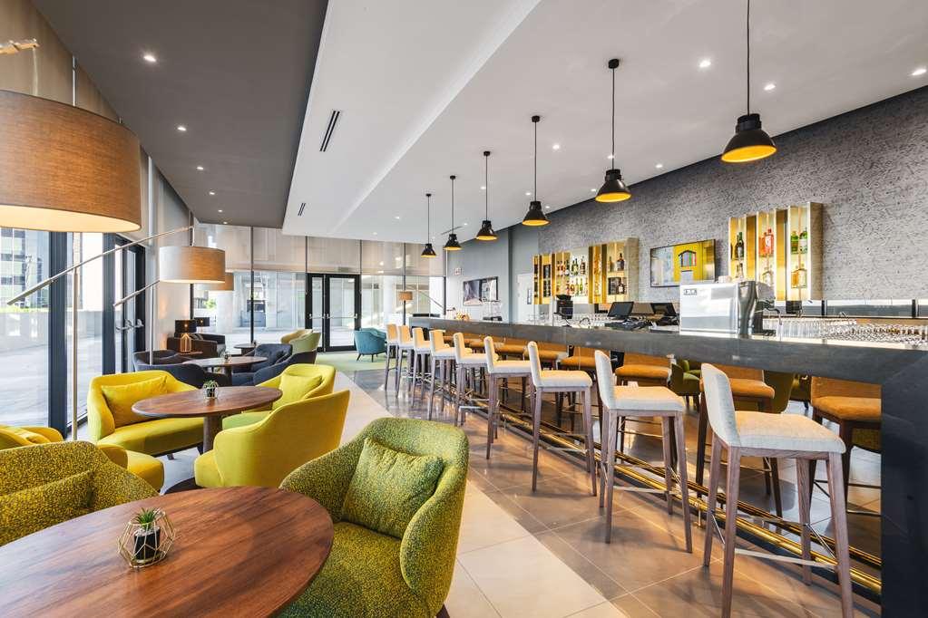 Hilton Garden Inn Windhoek Restaurante foto